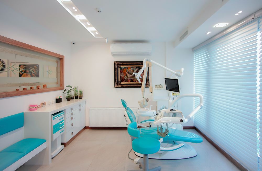 Tandläkare i Upplandsbro håller tänderna friska